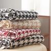 OEING Knitted Houndstooth Blanket