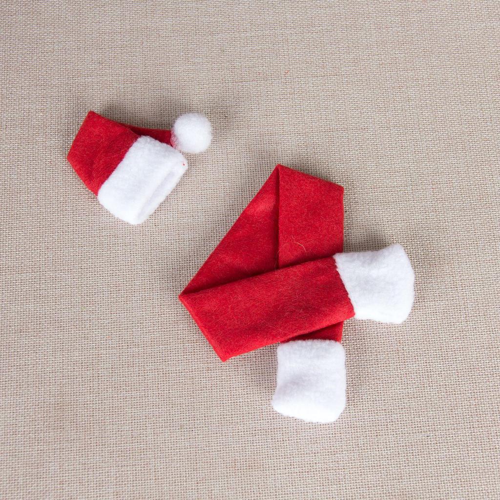 Festive Non-Woven Scarf & Hat Wine Bottle Covers for Christmas