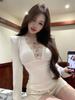 V-neck Brushed Cotton Mesh Lace Patchwork White T-shirt with Long Sleeves and Waist-cinching Style