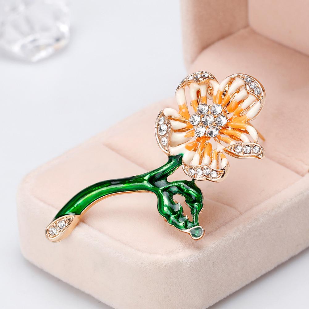 Exquisite Halloween Flower Brooch Women Chic Breastpin Halloween Gift