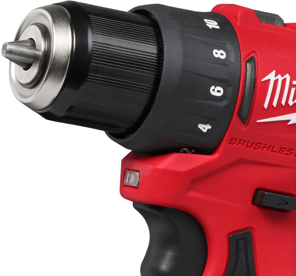 Дрель-шуруповёрт Milwaukee M12 BLDDRCBLDDRC-402C