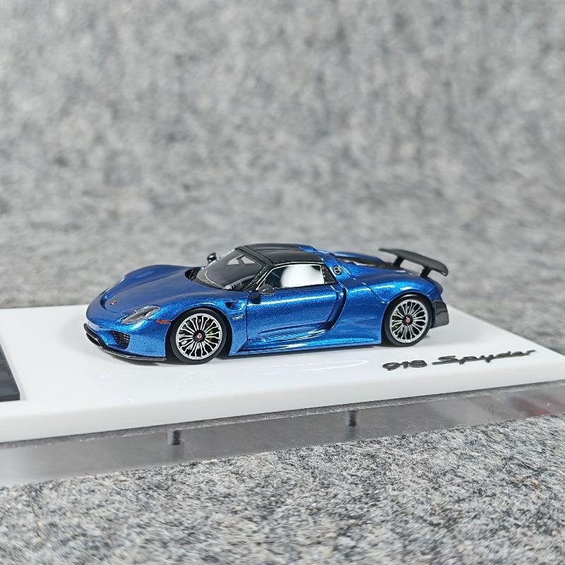 DMH X BCP 1:64 Scale Porsche 918 Hardtop Resin Car Model