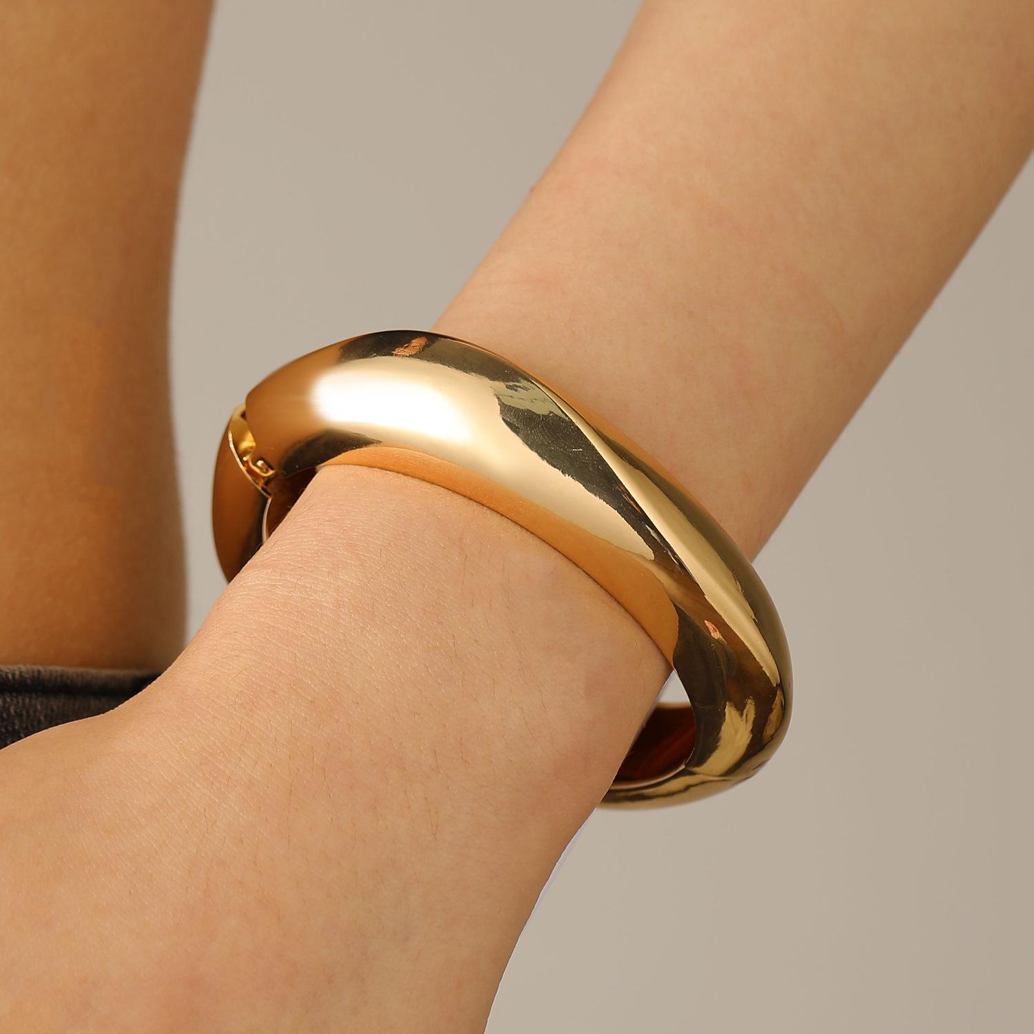 

Геометрический золотой широкий браслет-манжета в стиле минимализм панк для женщин