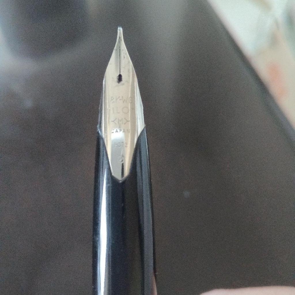Used Vintage PILOT 88 Fountain Pen Silver Medium Size
