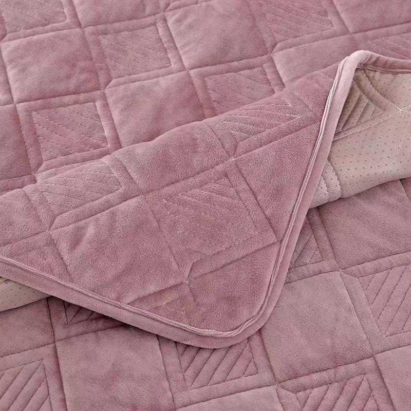 Short Plush Grey Color Sofa Towel European Brief Thicken Quilted Sofa Cover Slip Resistant European Couch Cover for Living Room