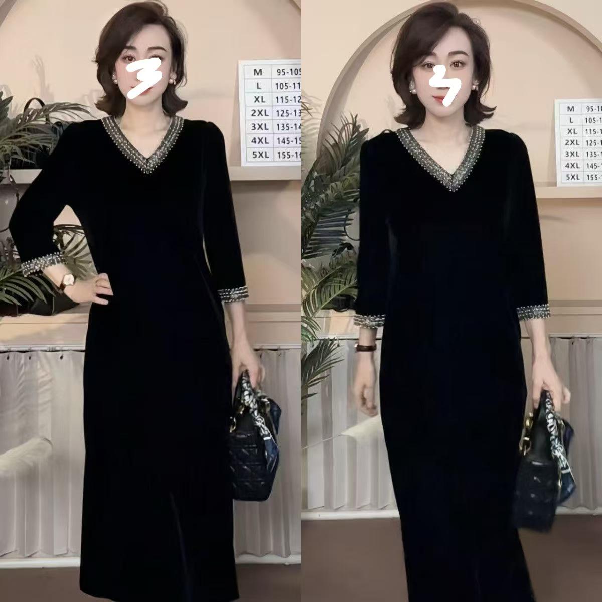 

Elegant Autumn 2025 V-Neck Dress: Stylish, Age-Defying, Loose Fit, and Slimming Design XL чёрный