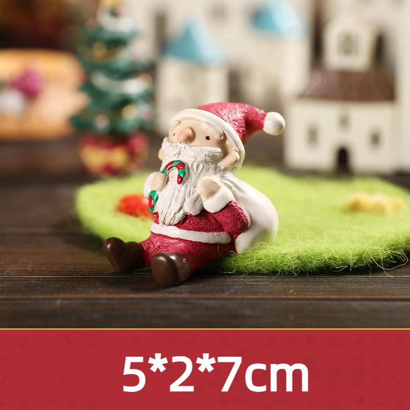 Christmas Cartoon Animal Ornaments Santa Claus Reindeer Resin Crafts Cartoon Christmas Series Crafts Home Desktop Decorations