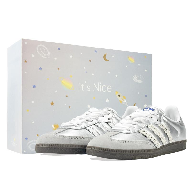 

Adidas Originals SAMBA OG Silver Vine Tracing Light Cushioning, Wear Resistant Low top German Army Trainers Women s B75806(Team877-) 37⅓