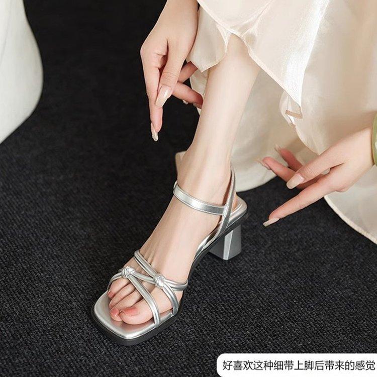High heeled sandals for women in summer 2025 new high-end style simple one line with thick heels high-heeled shoes