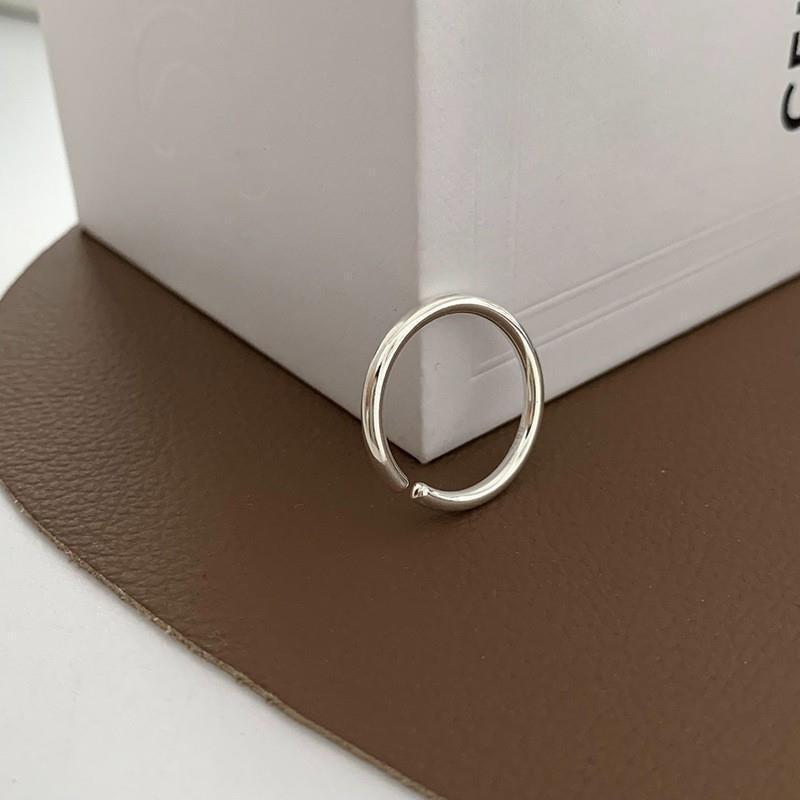 Fashionable Heart Shaped Adjustable Ring For Women Stylish Silver Jewelry Piece
