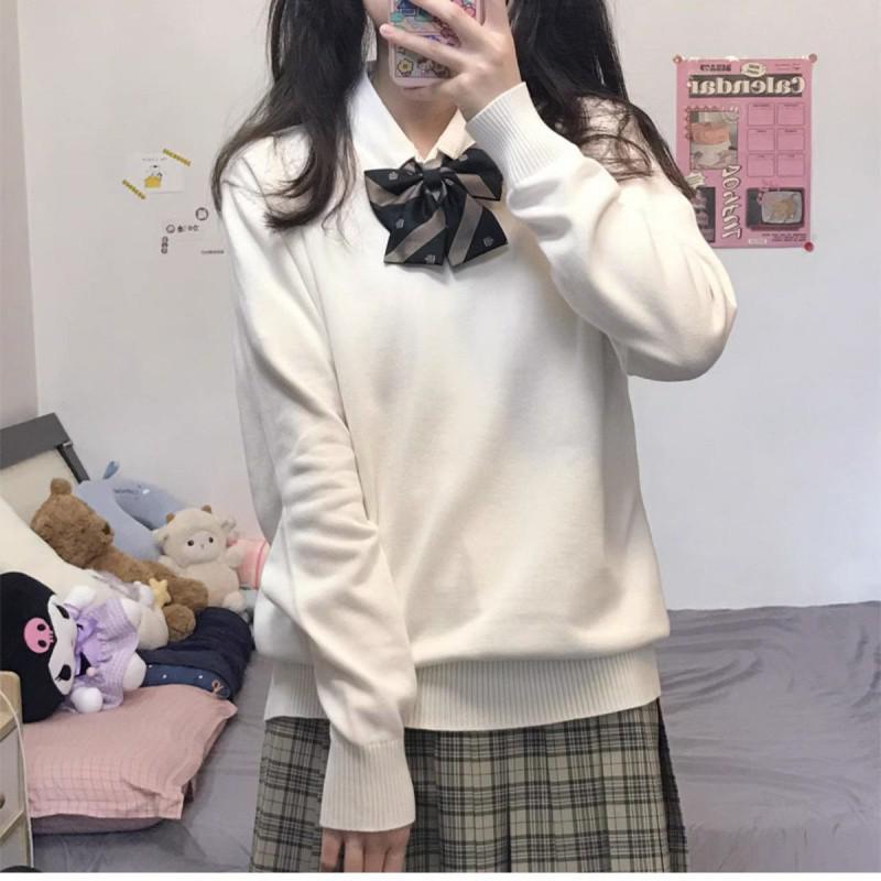 Women's High-End Solid Color V-Neck Sweater: College Style Japanese JK Autumn/Winter Knitted Pullover