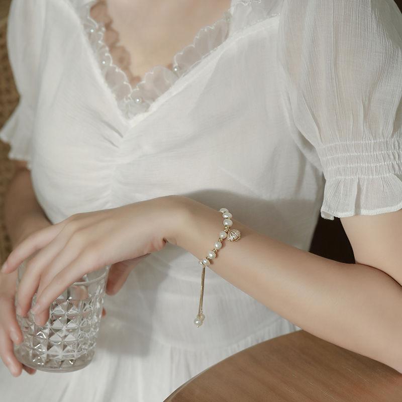 Latest Ladies Freshwater Pearl Bracelets Trendy Stylish Classic Trend Basic Simple Hand Jewelry Accessories Female Niche Wrist Bracelet JewelryFashion