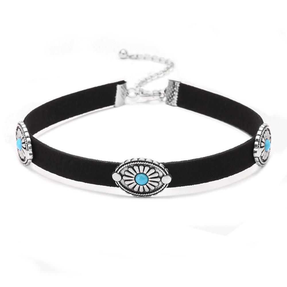 

Fashion Vintage Bohemian Necklace Metal Flower Velvet Necklace Choker European and American Necklace Collar чёрный