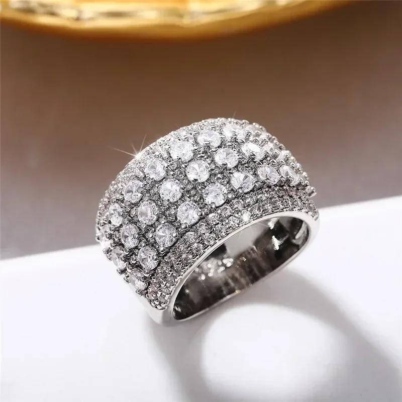 Luxury Cubic Zirconia Crystal Ring For Women Trendy Party Accessory Versatile Finger Ring Surprise Gift Ladies Jewelry