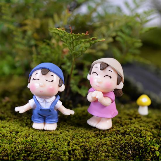 2Pcs Boy Girl Kids Couple Miniature Ornament Craft DIY Landscape Dollhouse Decor