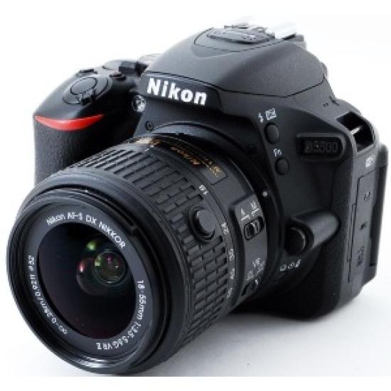

USED Nikon D5500 Digital SLR Camera Lens Kit Black with Wi-Fi and New SD Card чорний