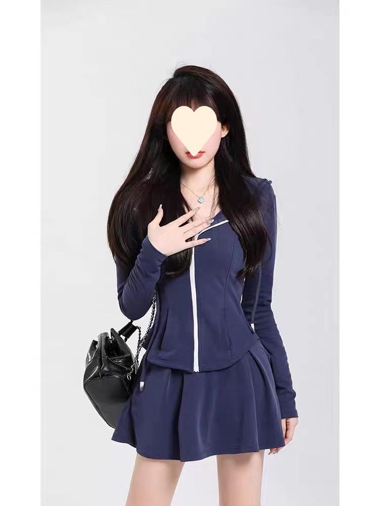 

Early spring new small girl college style hooded sweater jacket pleated skirt casual sports suit women s recommends 40-47.5kg