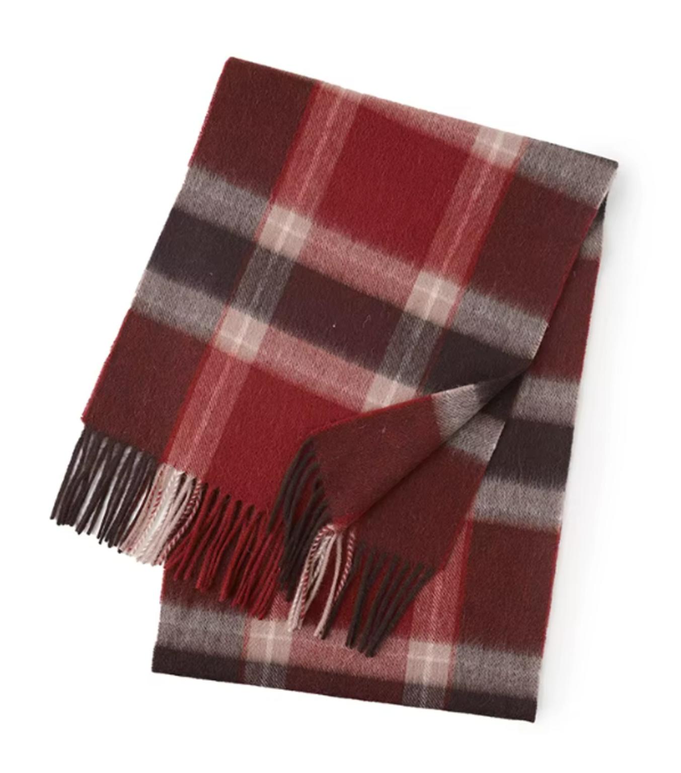 

Hamilton Kilts 100% Lambs Wool Tartan Scarf, Winter Stole with Long Tassels One size малиновий