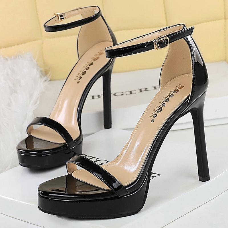 

Luxury Women 11 cm Heels Sandals Women pumps Peep Toe High Heels Patent leather Stiletto Lady Sandals Summer Shoes Platform Heel 34 чёрный