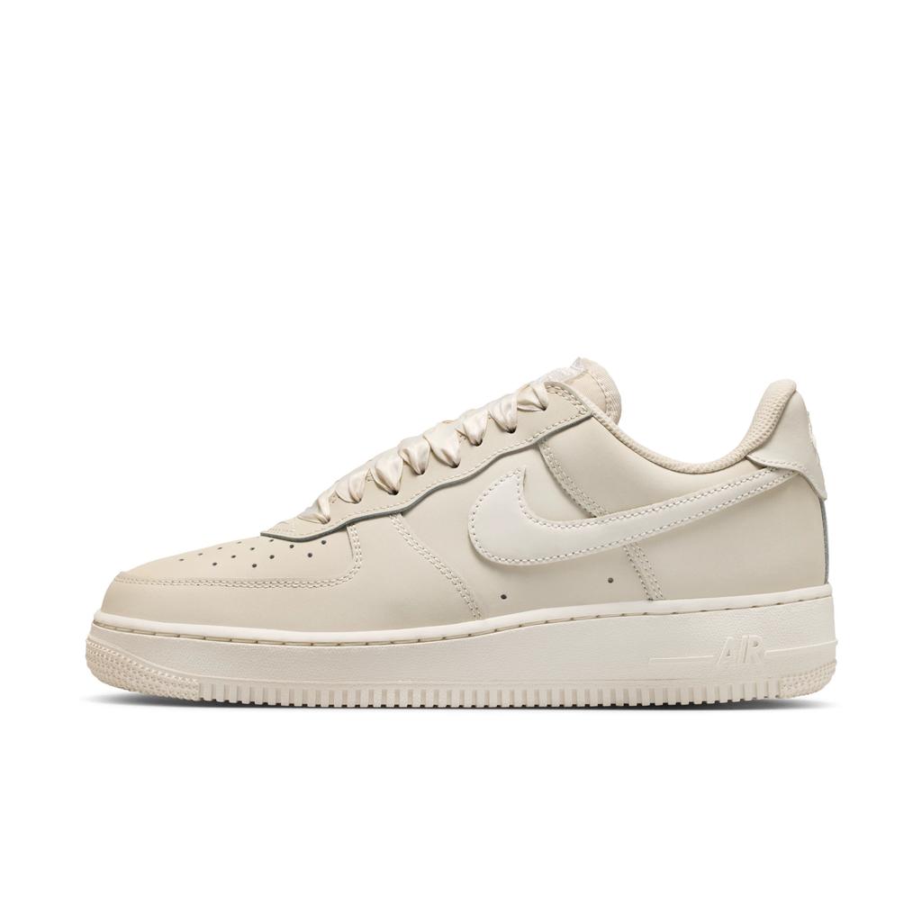 Nike Air Force 1 Retro Premium Women's Sport Shoes - IR0871