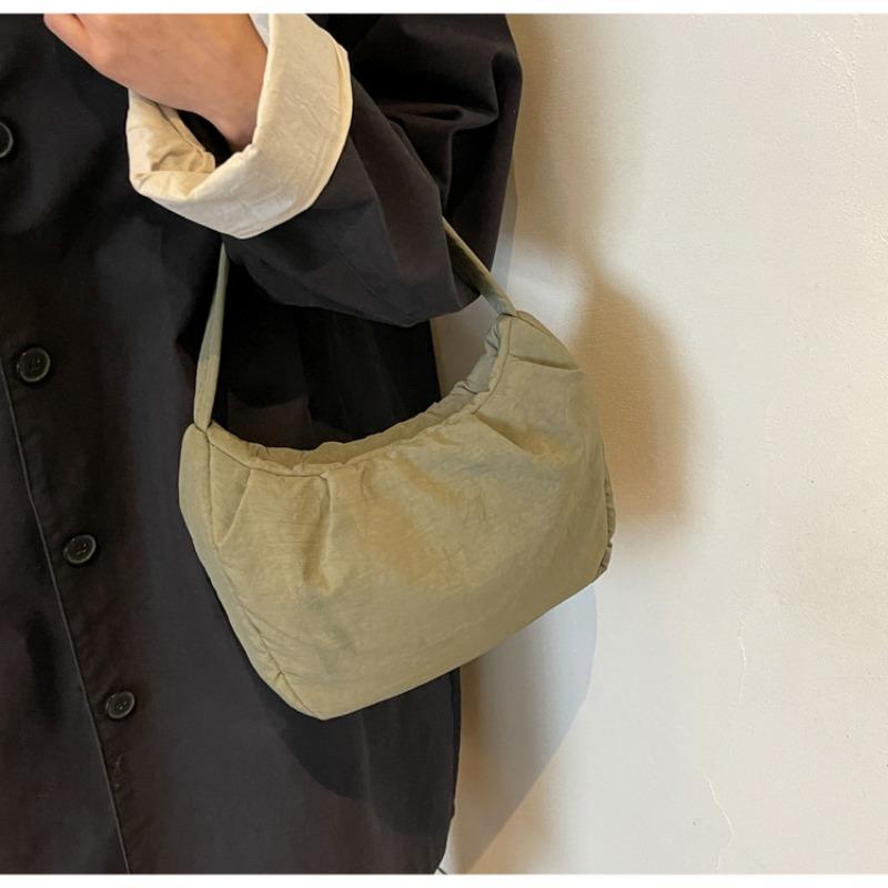 

Spring and summer simple underarm canvas bag niche fashion messenger bag commuter travel shoulder bag one size fits all зелёный