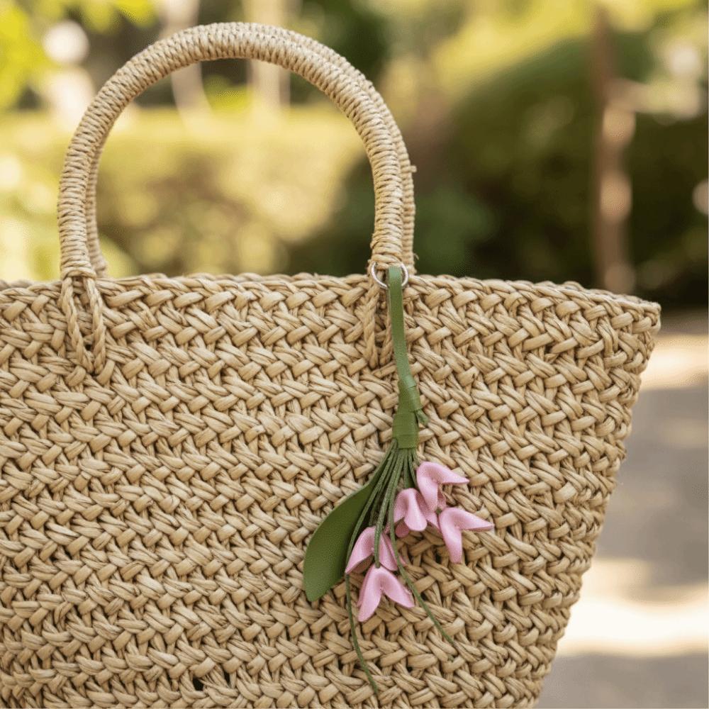 Handmade Flower Pu Keychain Hanger Bag Pendant Lovely Tulip Bouquet Leather Pendant  Women