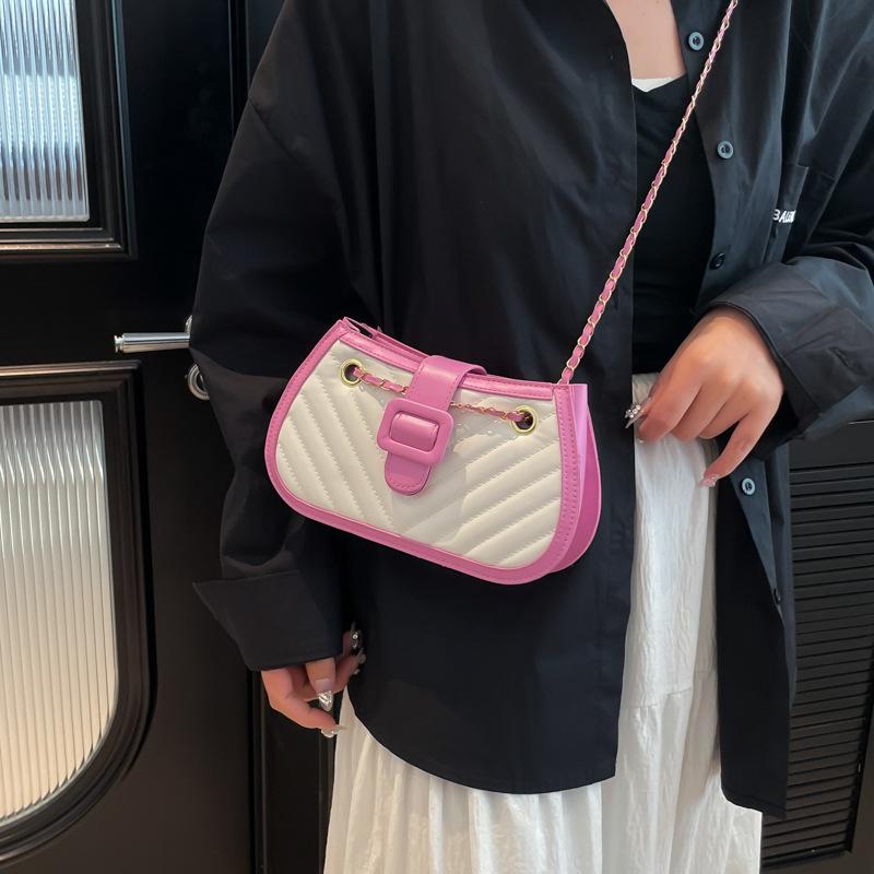 French casual underarm bag women's 2025 spring new diamond chain handbag fashionable texture shoulder bag