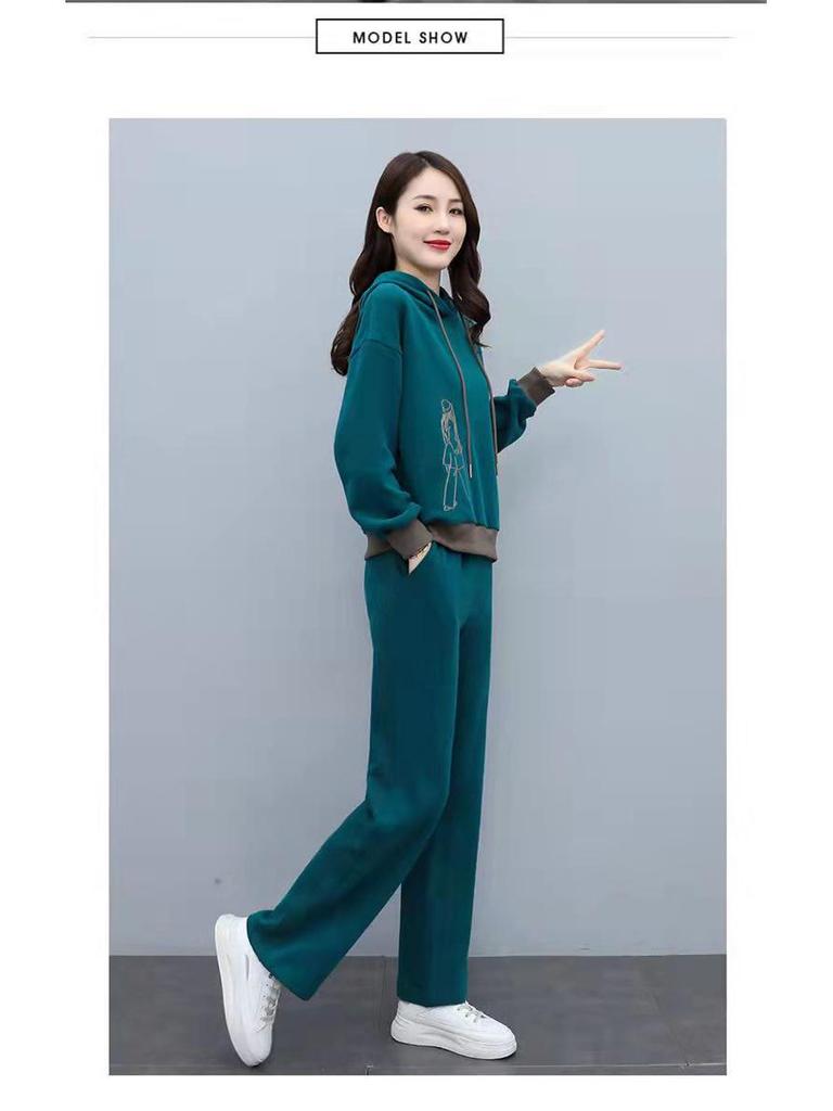 2025 Spring & Fall Loose Fit Slimming Casual Sports Suit – Fashion-Forward, Age-Defying, and Trendy