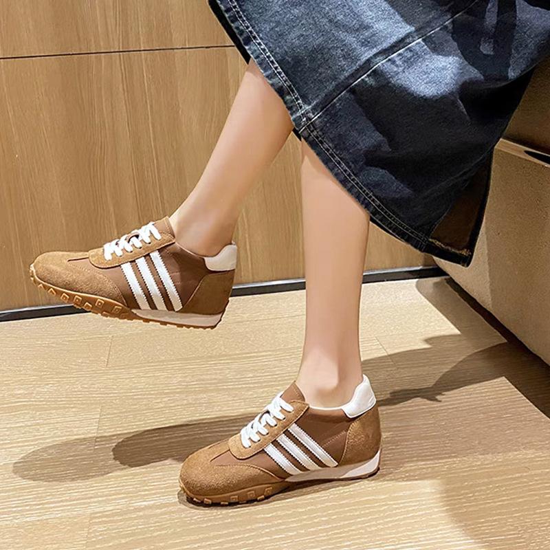 Frühling neue Sportschuhe Leder Retro Deutsche Trainingsschuhe Damen Farbpassend Flachboden Vielseitig Forrest Gump Freizeitschuhe