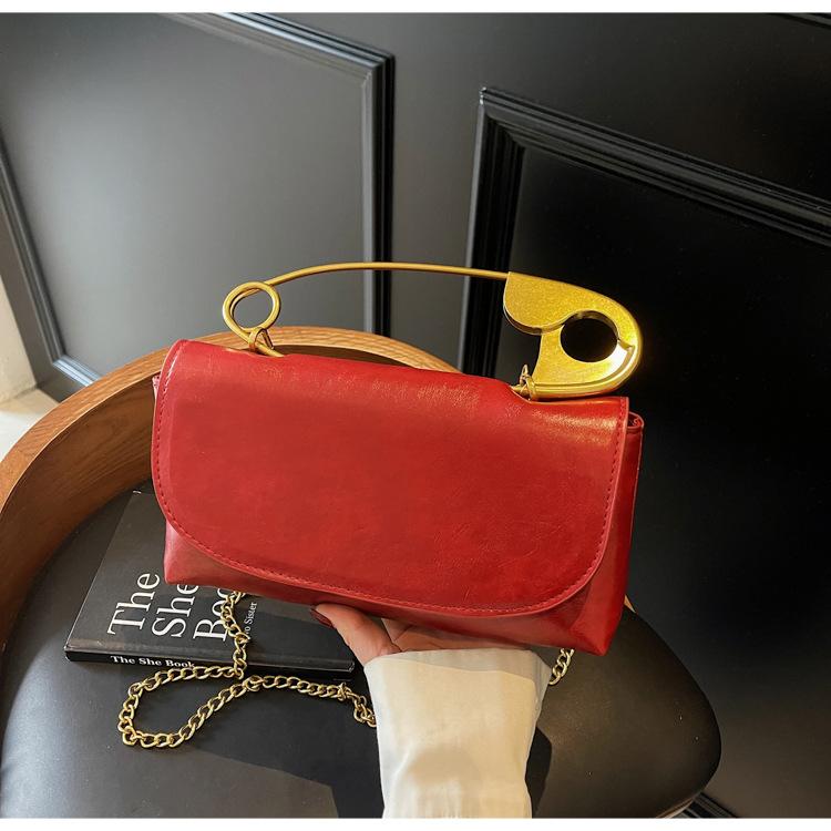 Faux Leather Paperclip Clutch for Women, Chic Chain Shoulder Bag, Minimalist Crossbody Purse