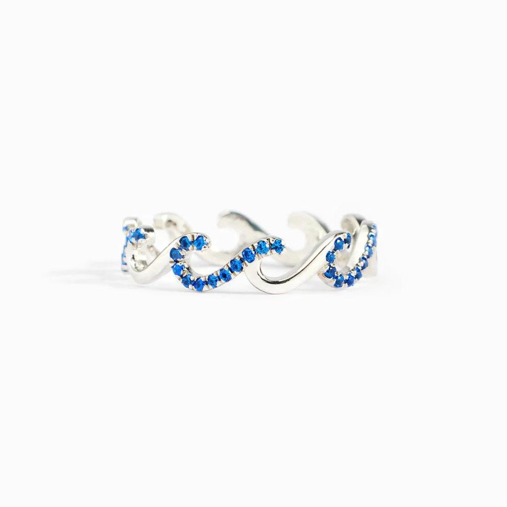 S925 Sterling Silver Water Wave Ring for Women - Elegant, Modern, Minimalist European/American Style.