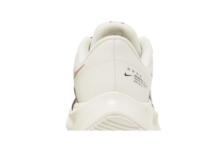 Nike Wmns Quest 4 Premium 'Black Metallic Copper Coin' Sneakers