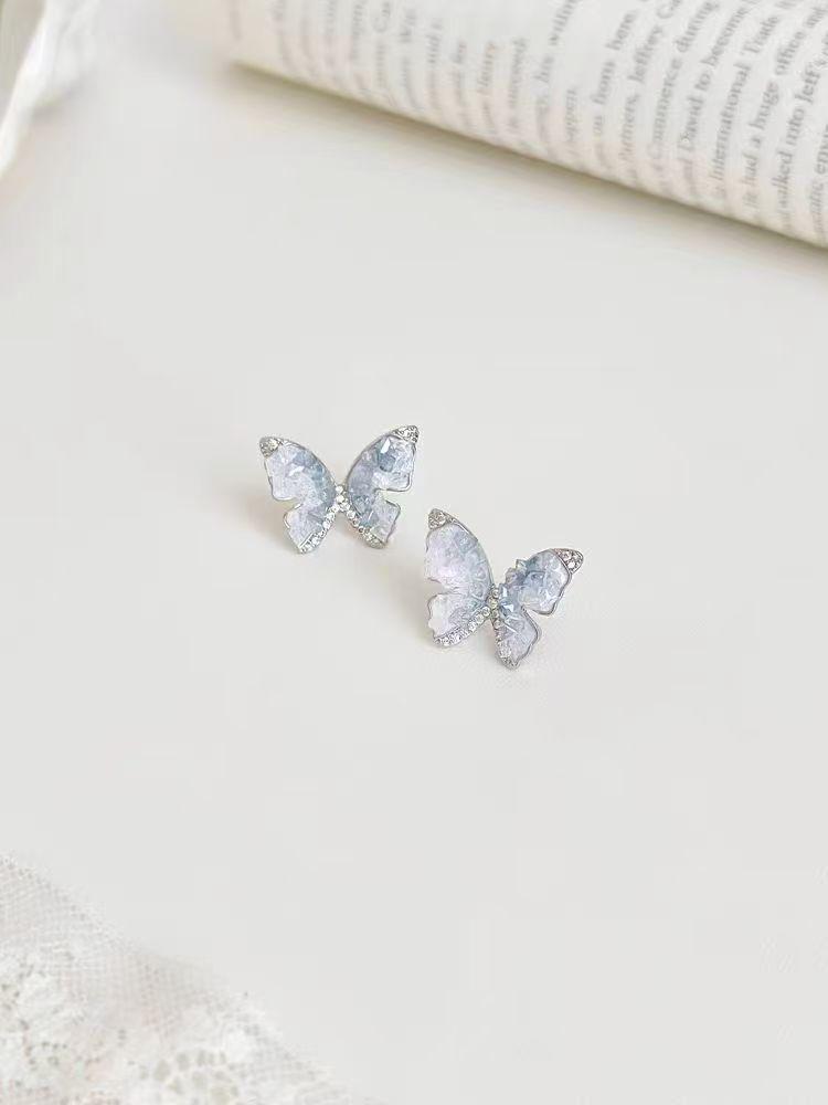 Crystal Butterfly Jewelry Set: Summer Blue Earrings & High-Class Collarbone Necklace with Light Luxury Style