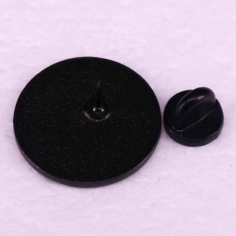 Music Lover Brooch Badge