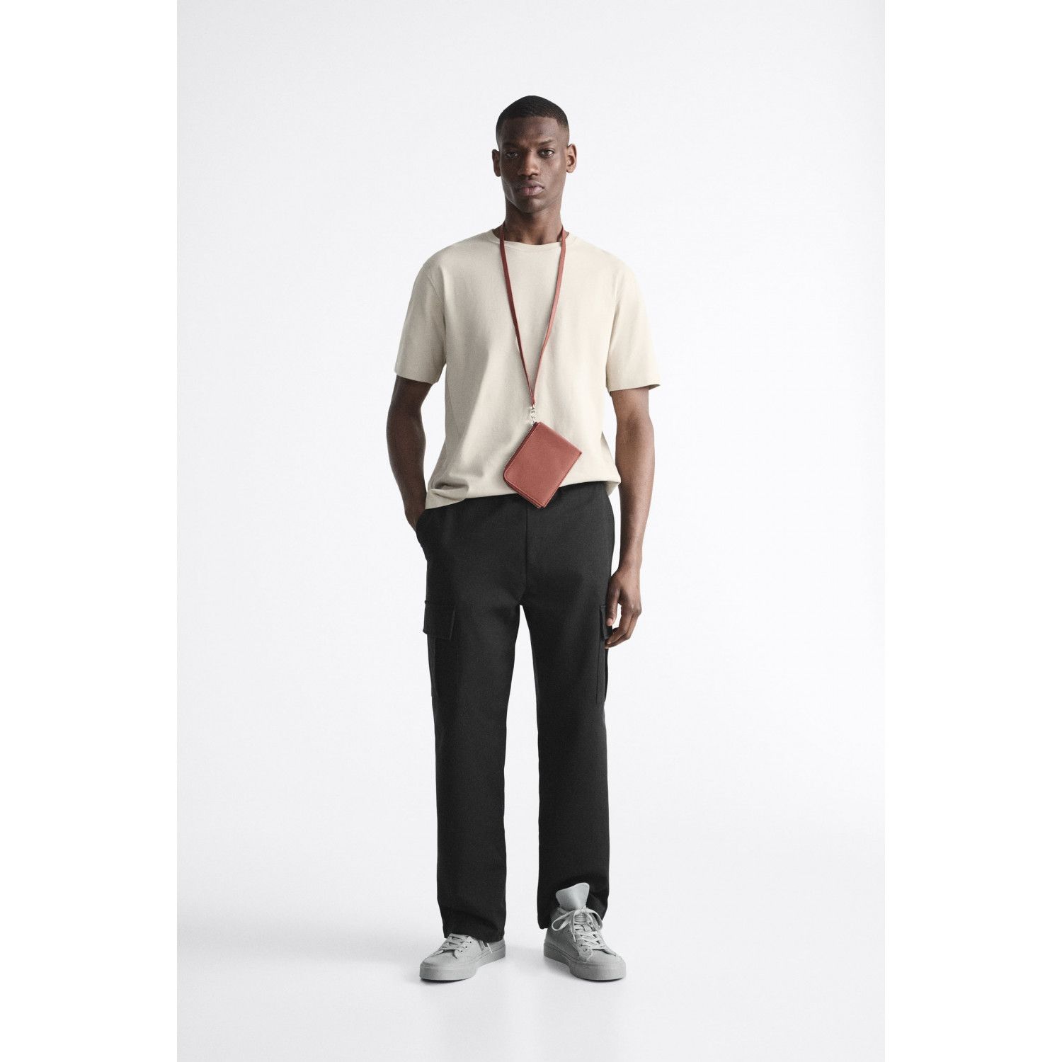 

CARGO JOGGING TROUSERS