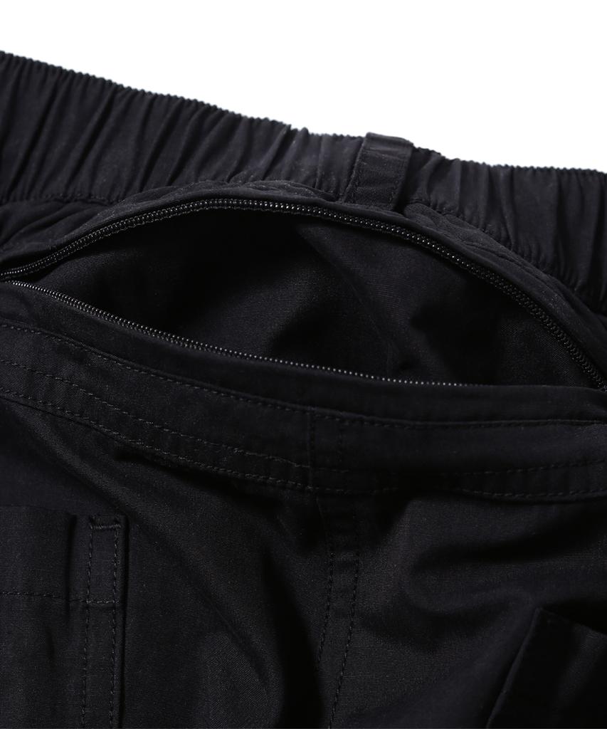 Haebeuopeudyuti Back Multi-Pocket Pants (Black)