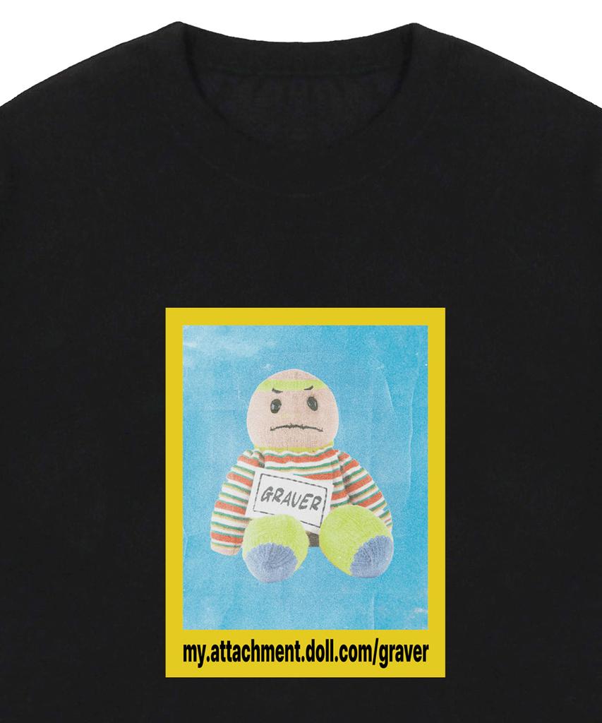 GRAVER [Unisex] Fool Doll Yellow Box Short Sleeve T-Shirt_Black