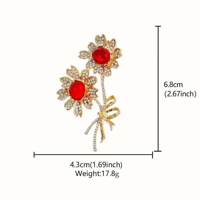 Creative  Flower Brooch Versatile Scarf Buckle Anti-Exposure Buckle  Corsage Brooch Women'S Accessories