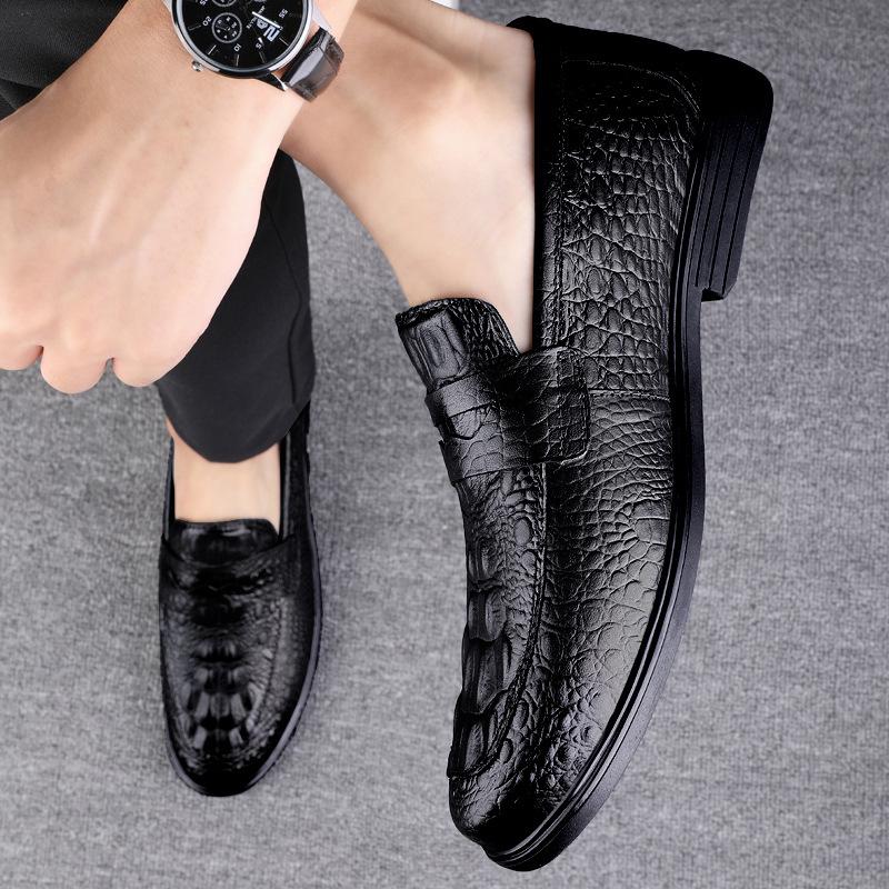 

Мужская обувь 2025 года, лето, новые удобные повседневные кожаные туфли с крокодиловым узором, мужские высокие туфли с одной педалью и низким каблуком, износостойкие туфли Tide 37 чёрный