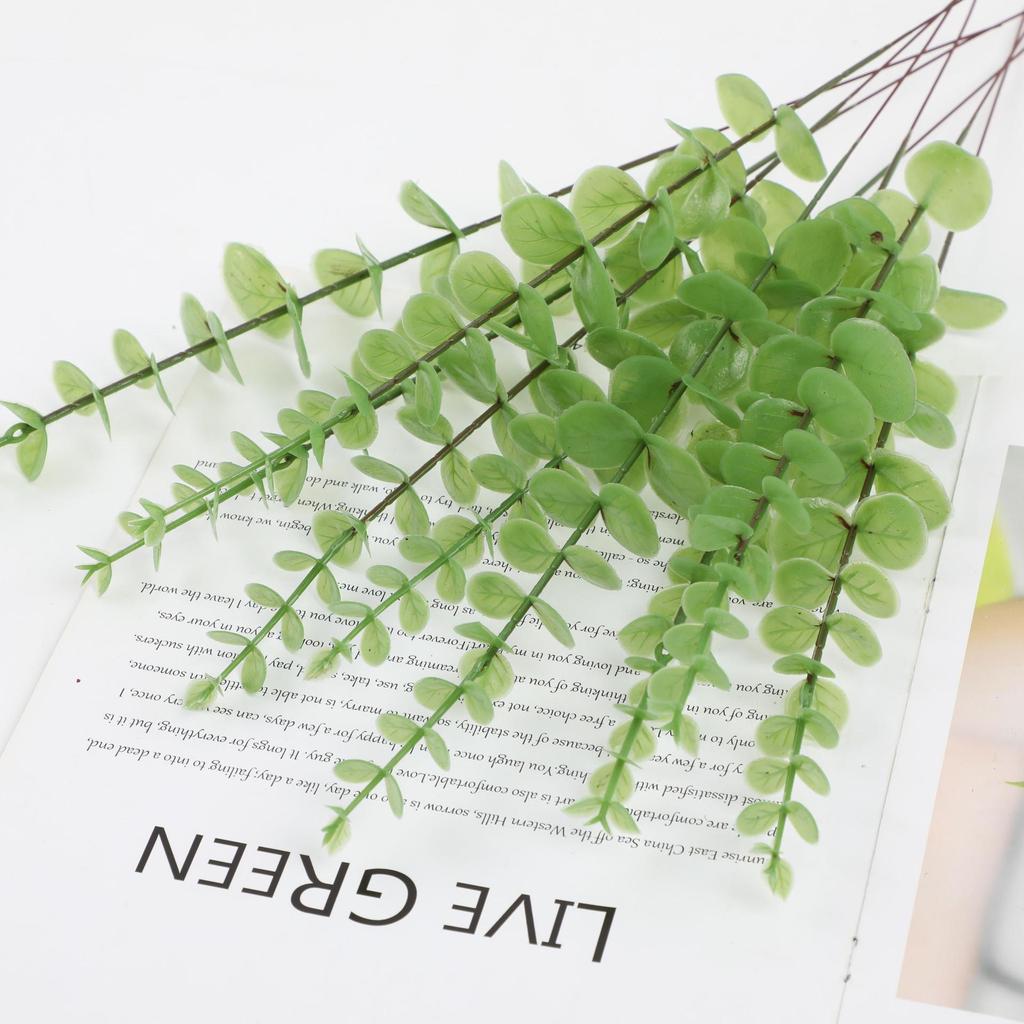 Eucalyptus Leaf Ornament: Green Plant Simulation for Wedding & Home Decoration, Fake Flower Accessory
