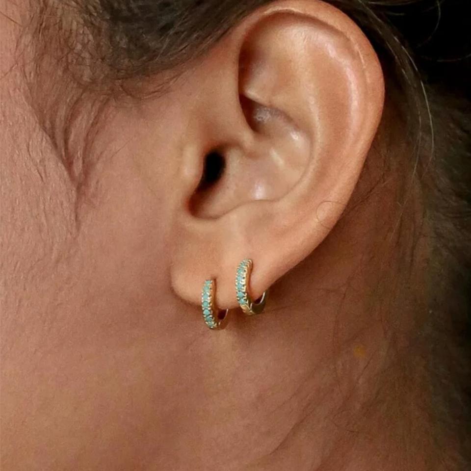 ZAKOL Simple Colorful Zircon Small Hoop Earrings for Women Girls Fashion Huggie Ear Buckle Women's Zircon Pendientes Mujer