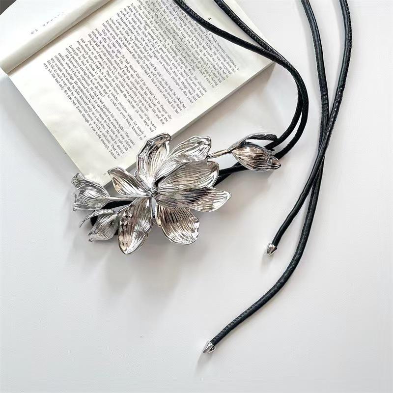 Golden Tulip Vintage Black Leather Waist Chain with Skirt Jeans Decoration