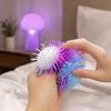 Giocattolo Sfera Pelosa Antistress, Sfera Pelosa Spremibile Fidget Toy in TPR, Giocattolo da Scrivania per Ufficio per Alleviare l'Ansia e Aiutare la Concentrazione, Rilassamento della Mano