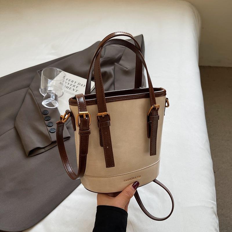 2025 New Fashion Foreign Style Korean Hand Carrying Bucket Bag Simple Casual Versatile Commuter Shoulder Messenger Bag Women
