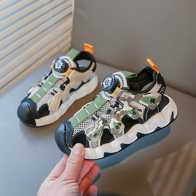 Boys Girls Sports Sandals Rotating Button Kids Casual Shoes Handsome 2025 Summer New Children Beach Shoes Toes Capped Soft Sole
