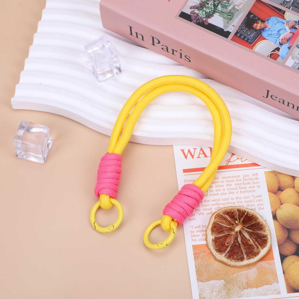 Versatile 2025 Portable Phone & Camera Keychain Lanyard