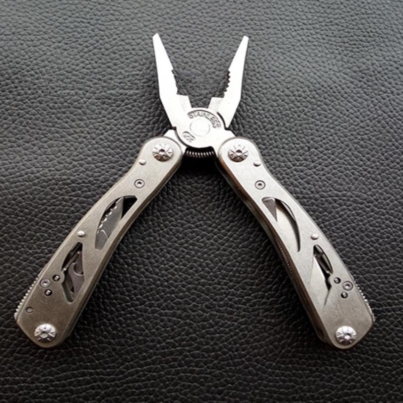 OLOEY Multifunctional Folding Pliers Medium