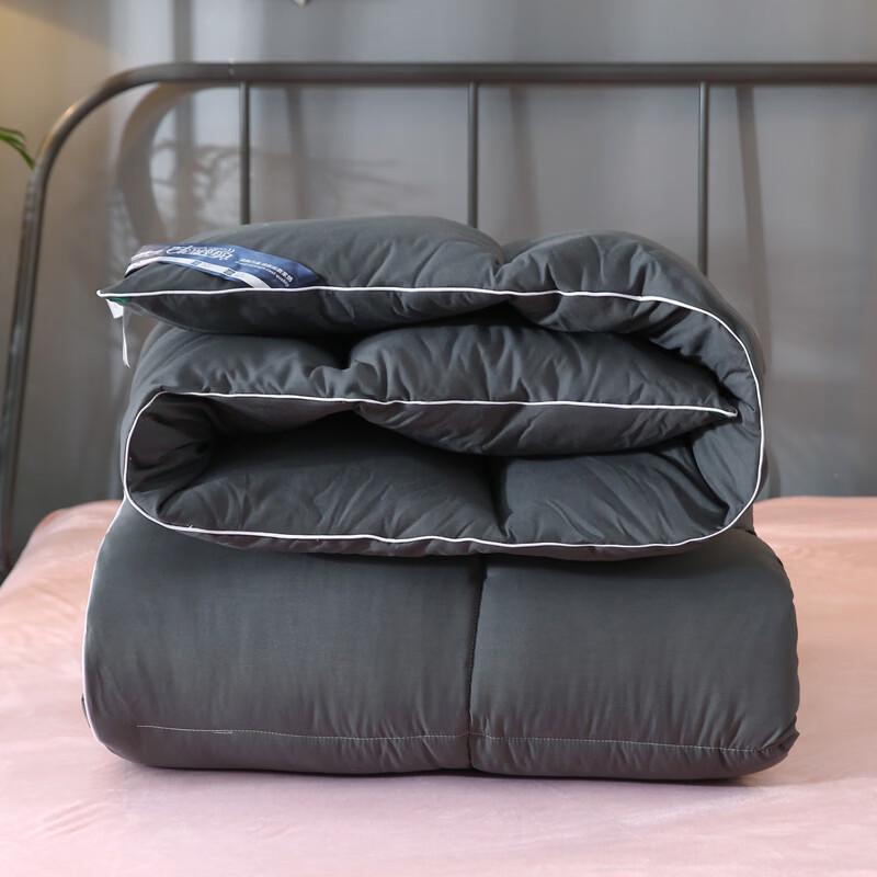 LANGSHA Graphene Self-Heating All-Season Quilt