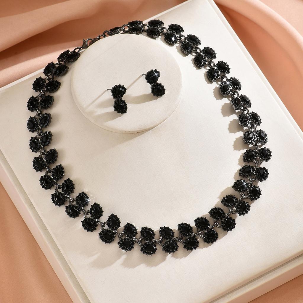 Hochzeit Braut Halskette Ohrringe Schmuckset Diamantlegierung Accessoires Leichter Luxus