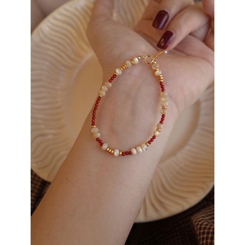

Chinese Style Red Agate Shell Natural Stone Beads Flower Beaded Necklace for Women 18K Real Gold Copper Chain Chokers